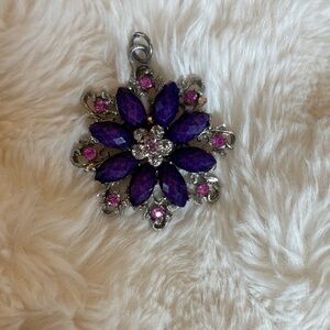 Women’s Purple Pink Crystals Silver Flower Pendant NEW